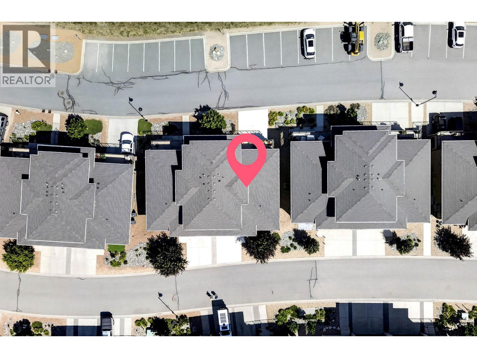 #12 2171 Van Horne Drive - 28