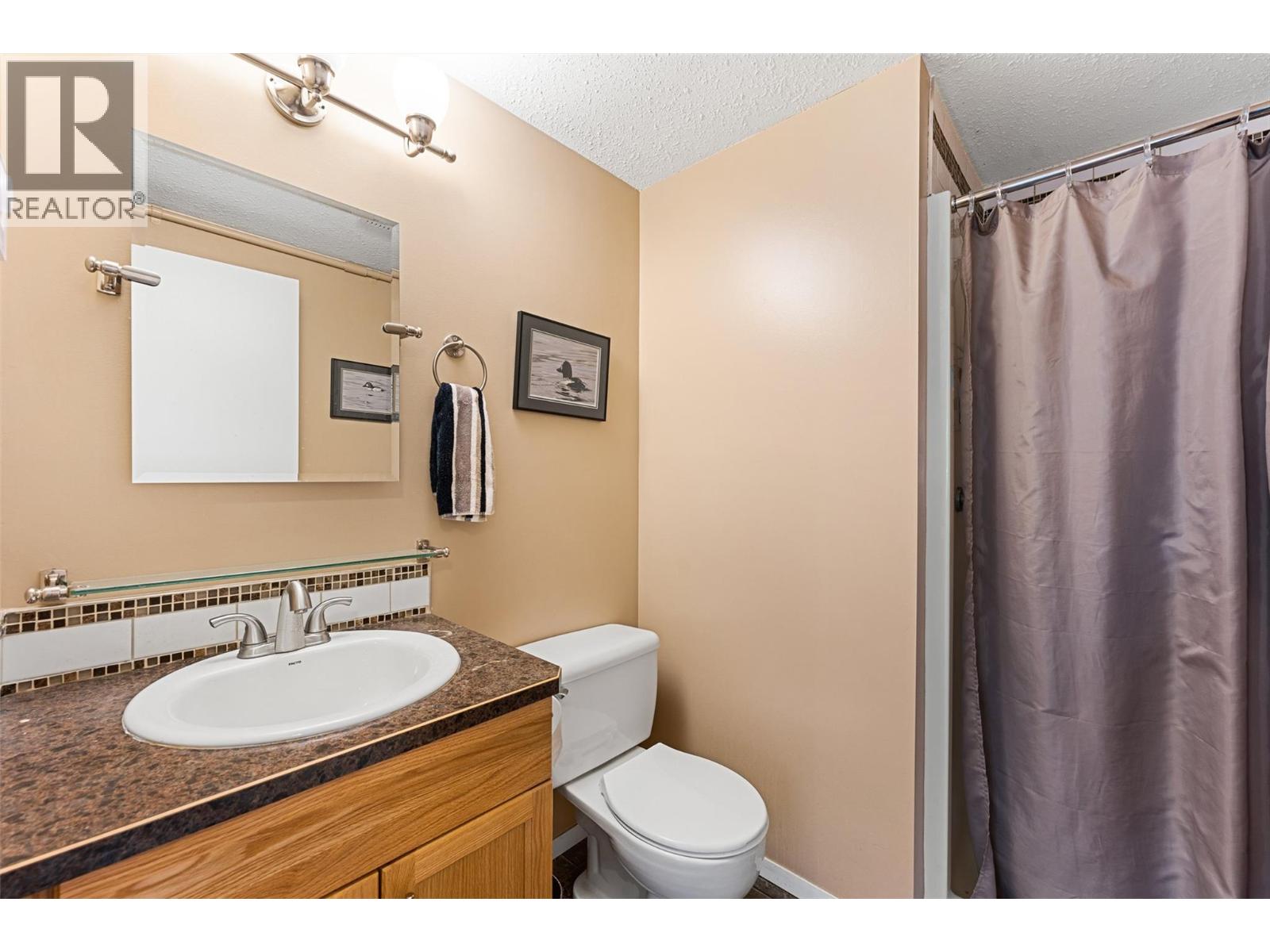 #205 284 Yortkon Avenue - 18