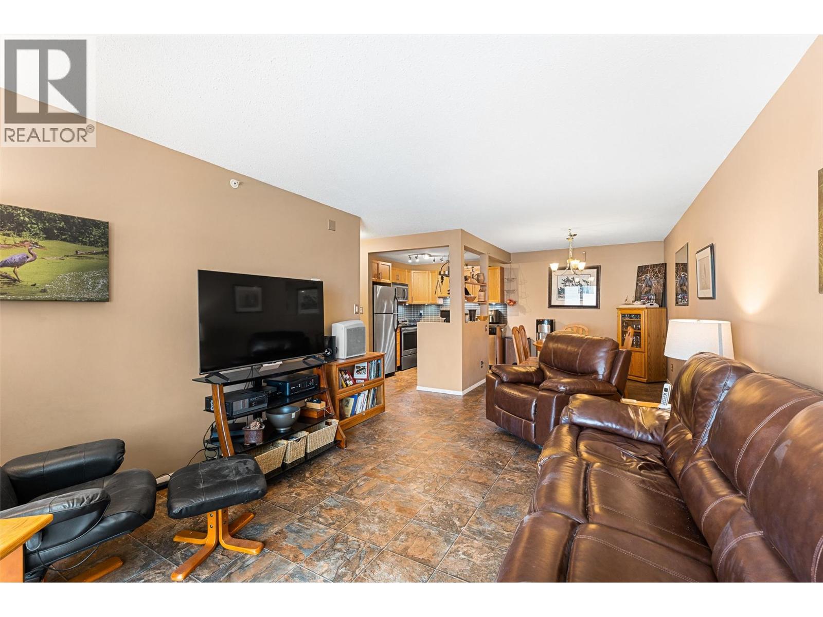 #205 284 Yortkon Avenue - 12