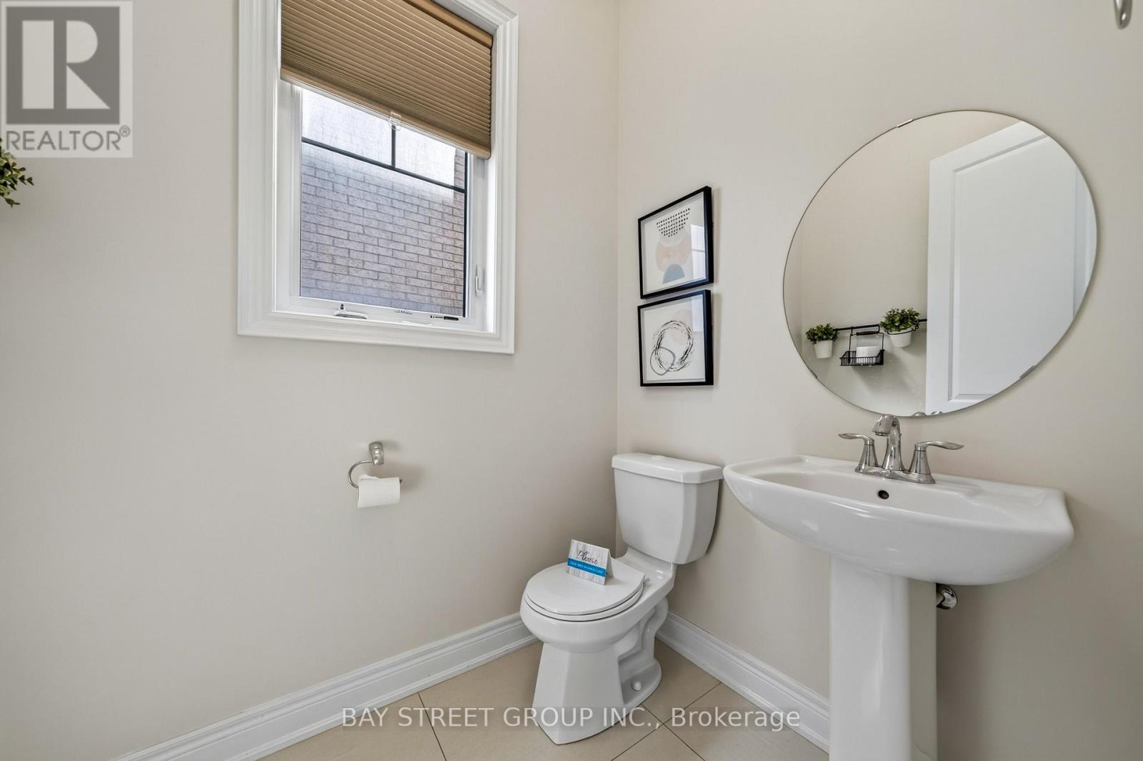 31 WOODGATE PINES DRIVE - Image 12
