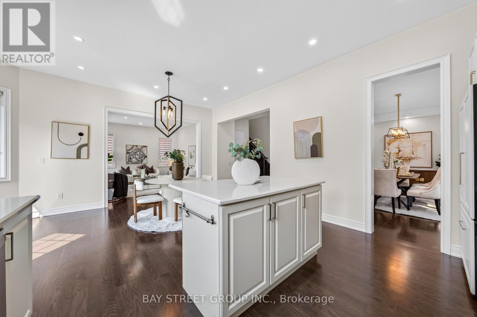 31 WOODGATE PINES DRIVE - Image 17