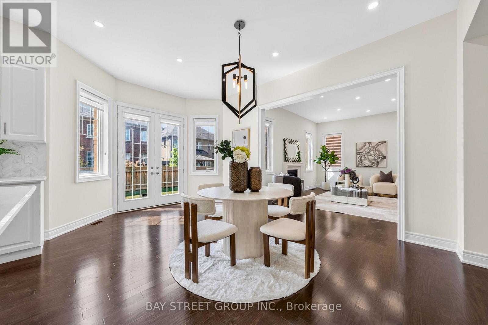 31 WOODGATE PINES DRIVE - Image 20