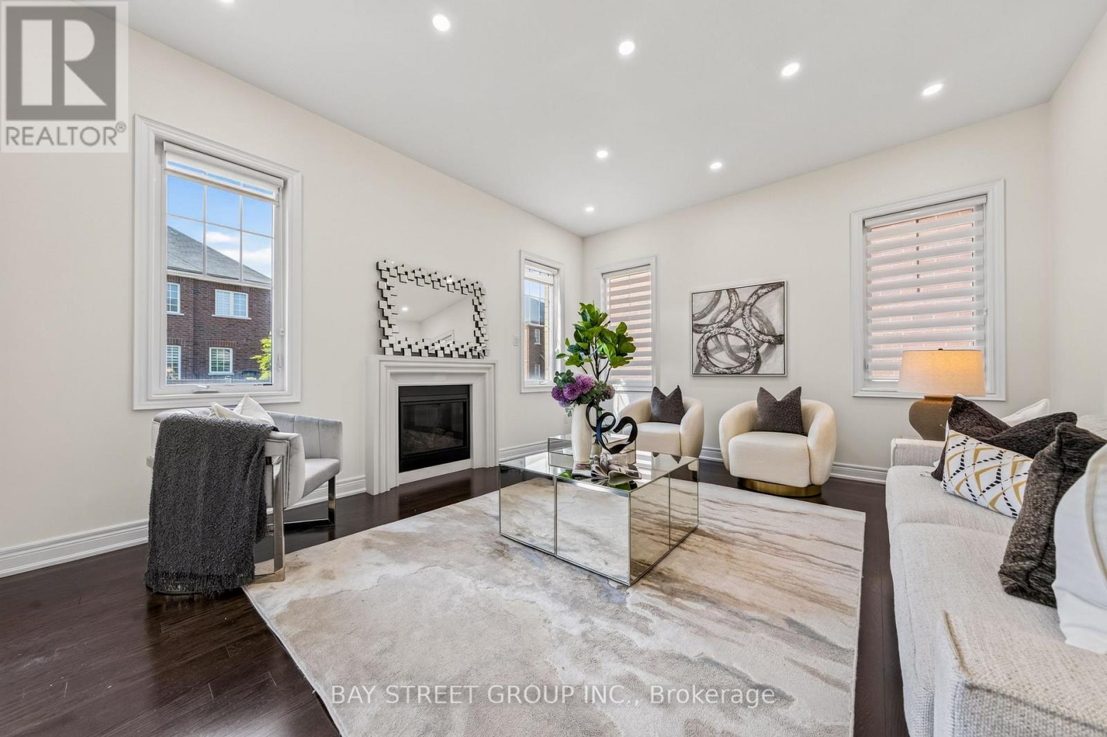 31 WOODGATE PINES DRIVE - Image 21
