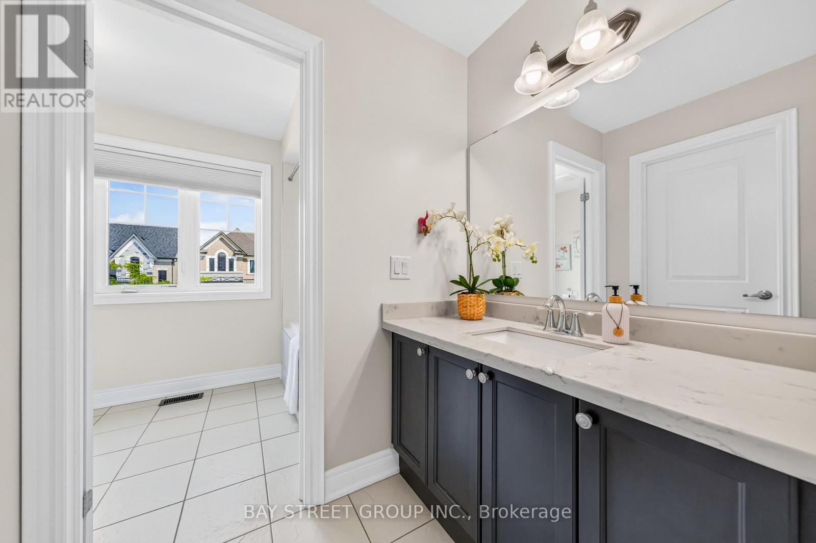 31 WOODGATE PINES DRIVE - Image 33