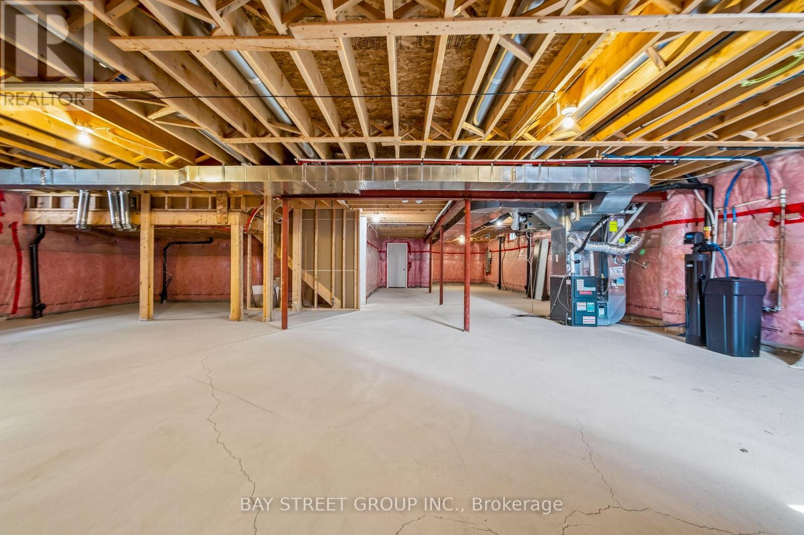 31 WOODGATE PINES DRIVE - Image 39