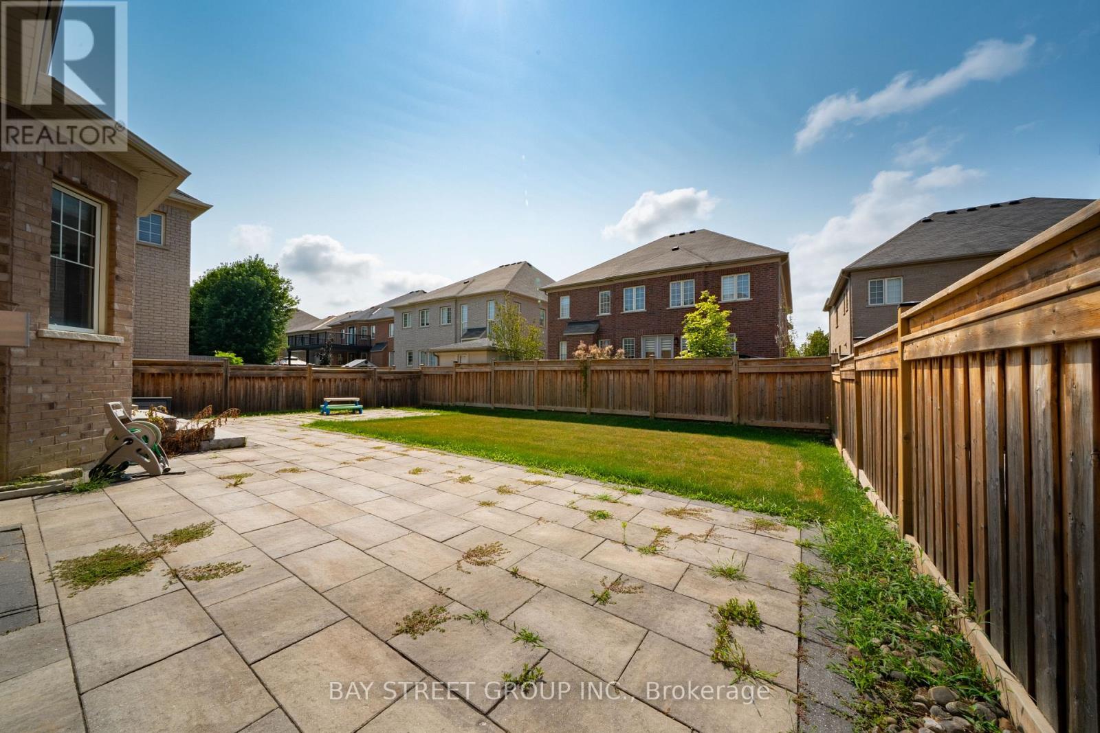 31 WOODGATE PINES DRIVE - Image 42