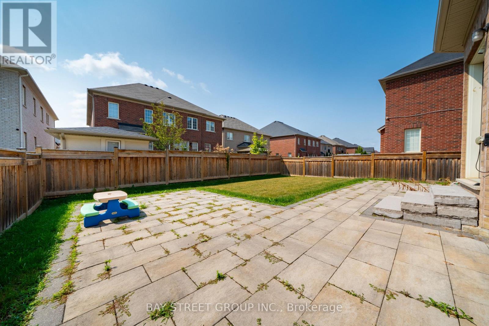 31 WOODGATE PINES DRIVE - Image 43