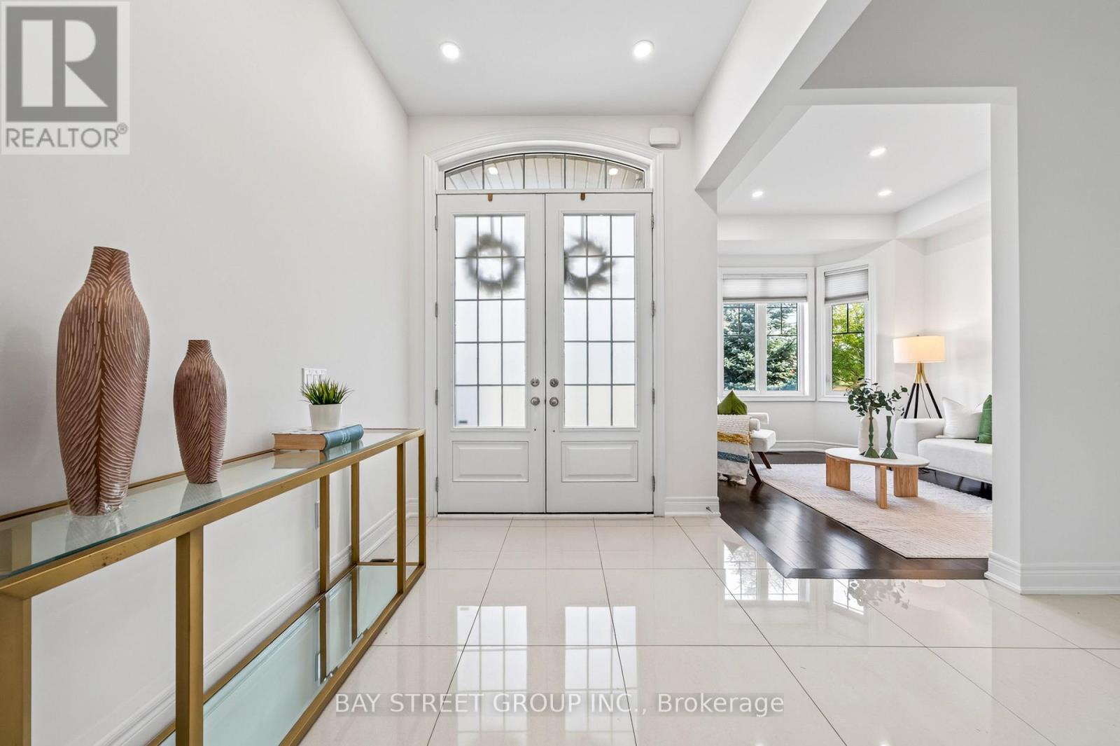 31 WOODGATE PINES DRIVE - Image 5