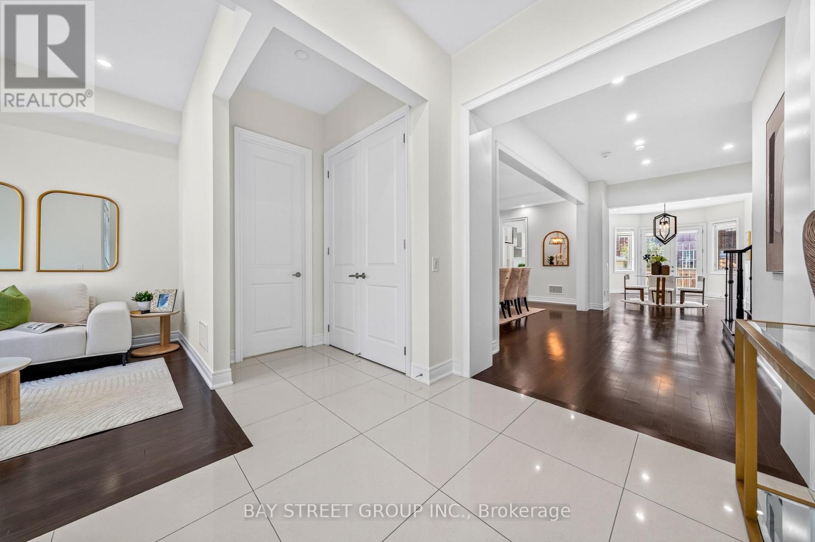 31 WOODGATE PINES DRIVE - Image 7