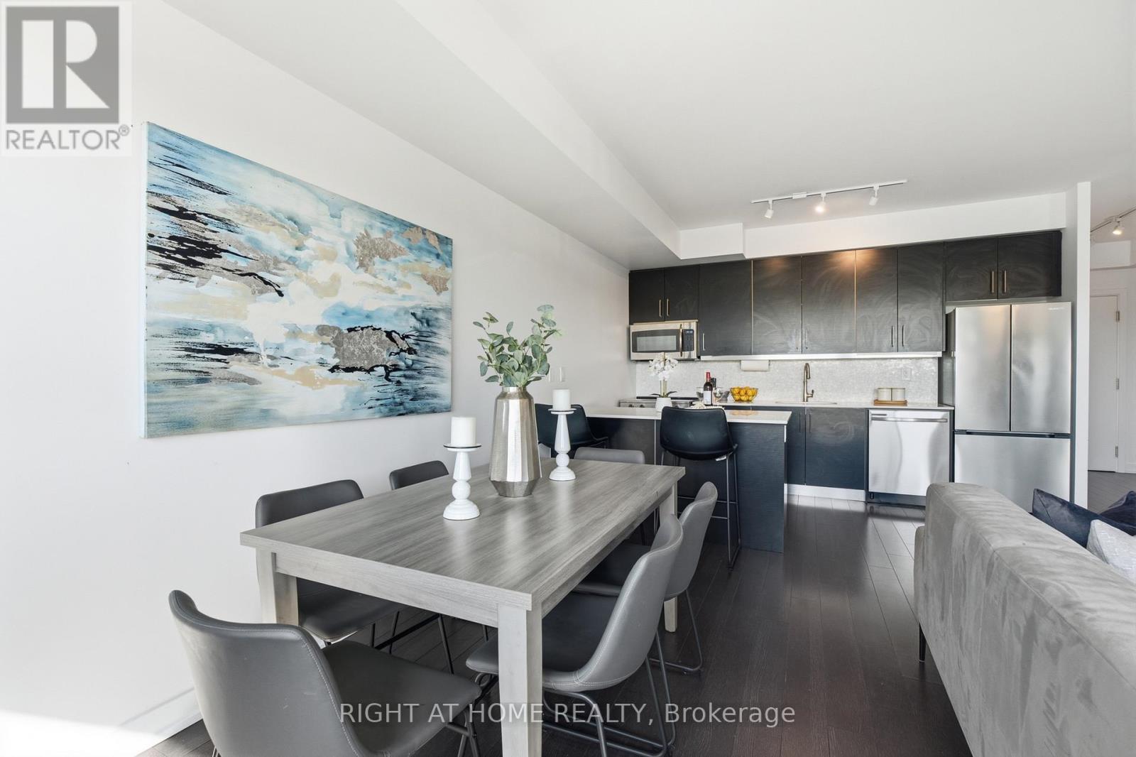 #411 5101 DUNDAS STREET W - Image 11