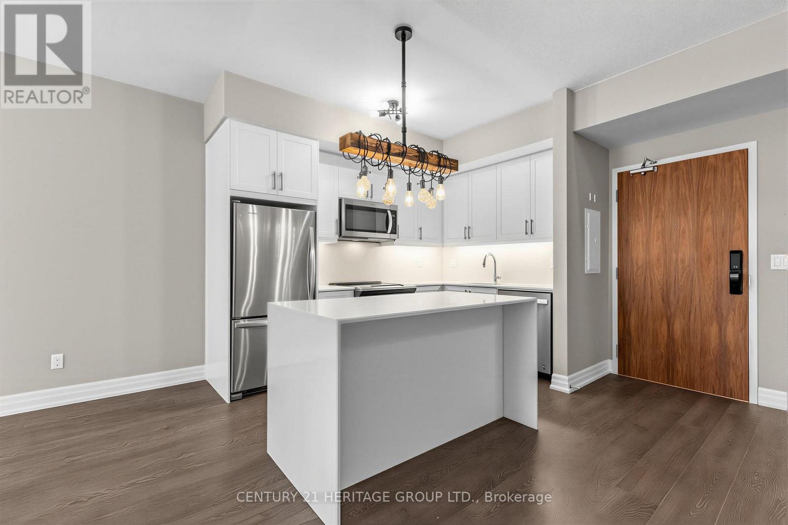 #212 50 ANN STREET - Image 11