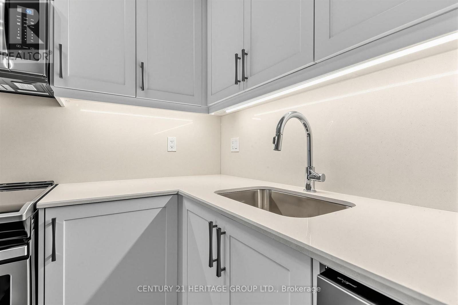 #212 50 ANN STREET - 13