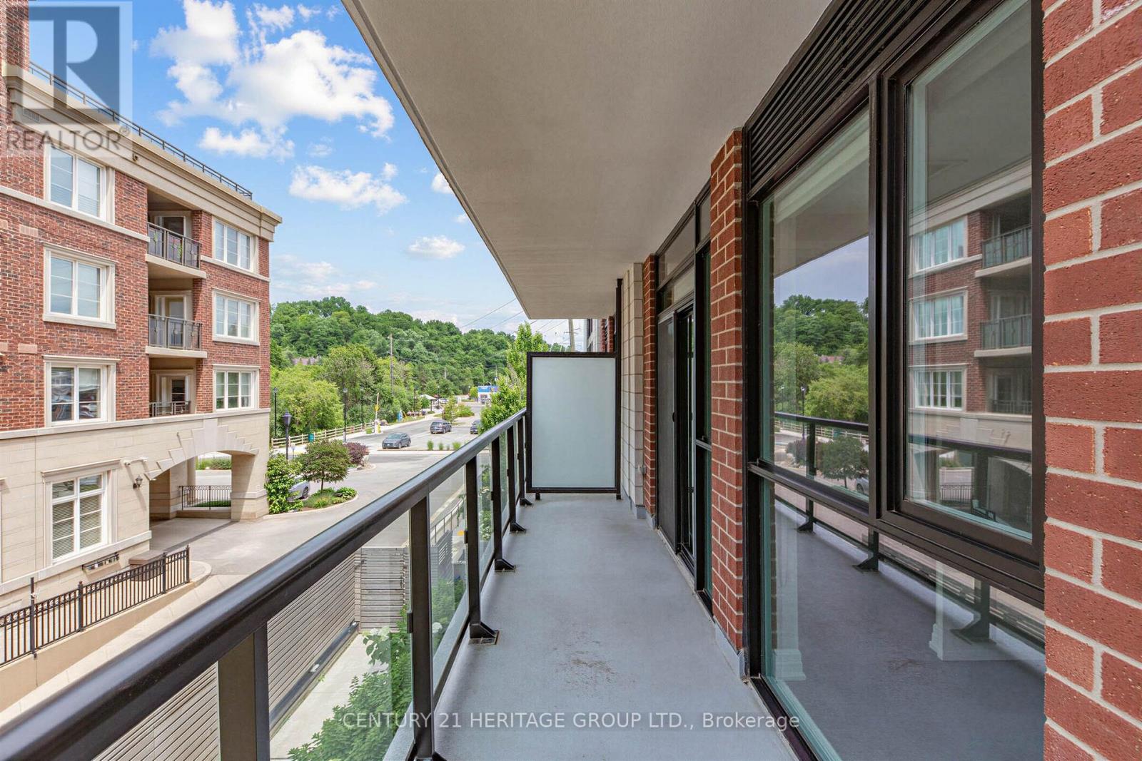 #212 50 ANN STREET - 23