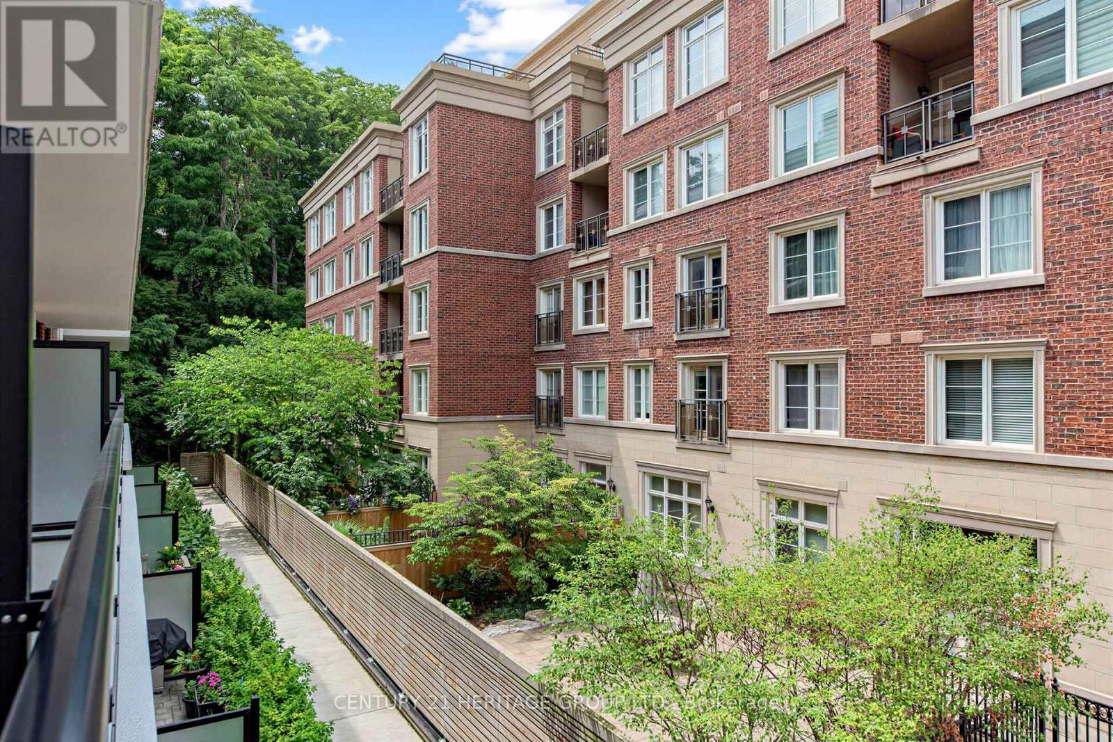 #212 50 ANN STREET - 24