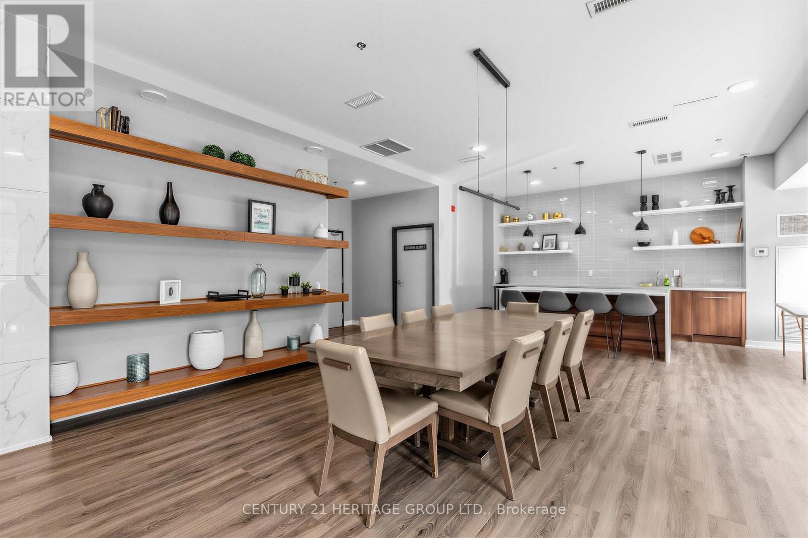 #212 50 ANN STREET - 5