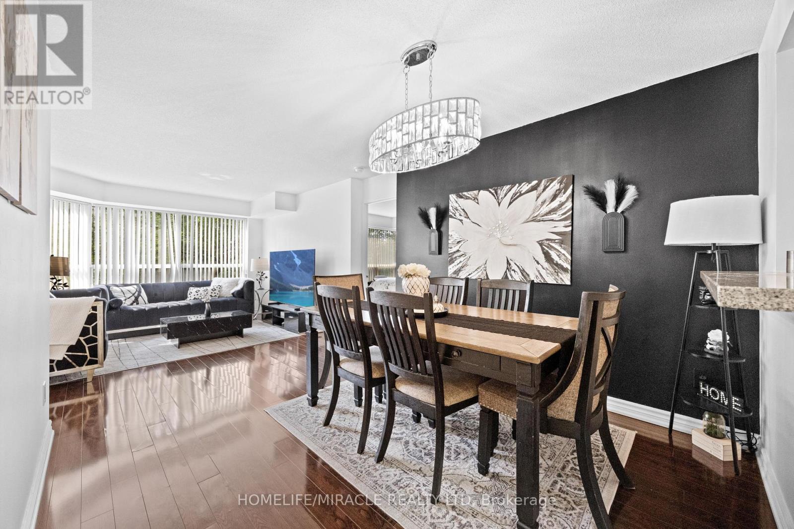 #406 325 WEBB DRIVE - 18