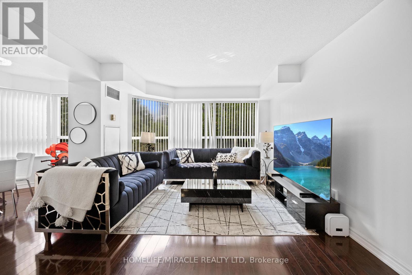 #406 325 WEBB DRIVE - 19
