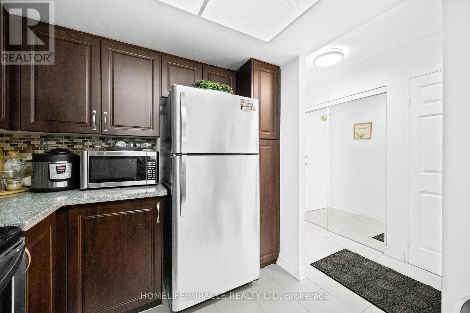 #406 325 WEBB DRIVE - Image 8