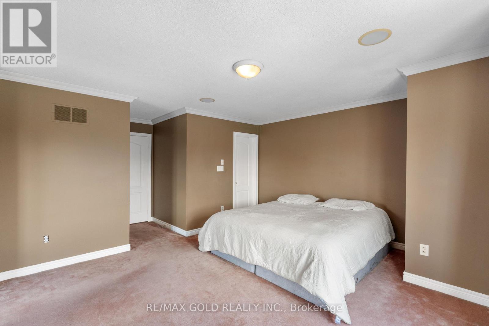 18 SUNDRIDGE STREET - 23