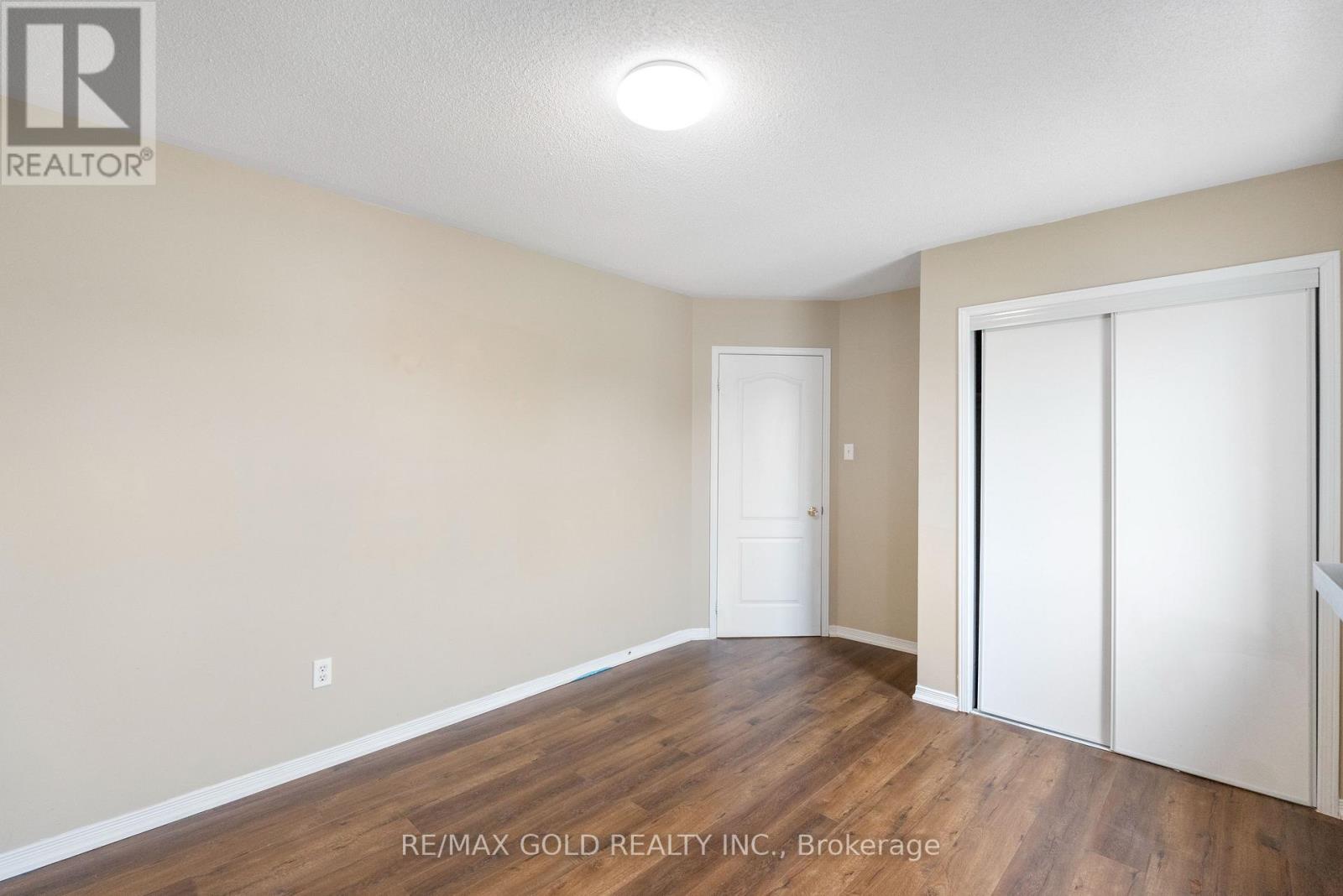 54 SUGARBERRY DRIVE - 22
