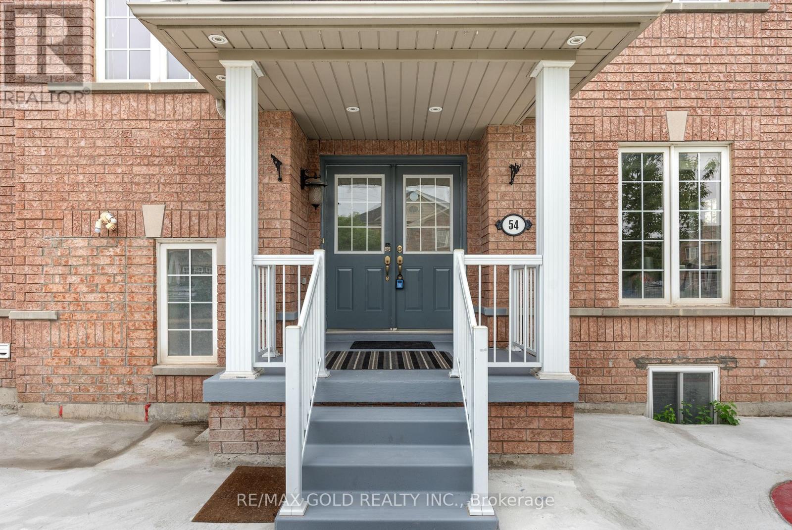 54 SUGARBERRY DRIVE - 3