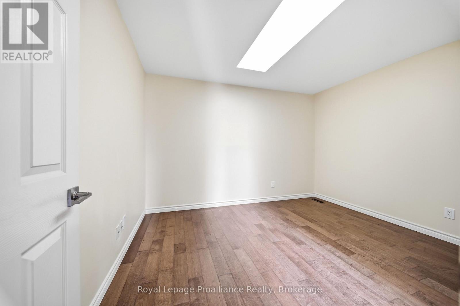 17 ALDER COURT - 17