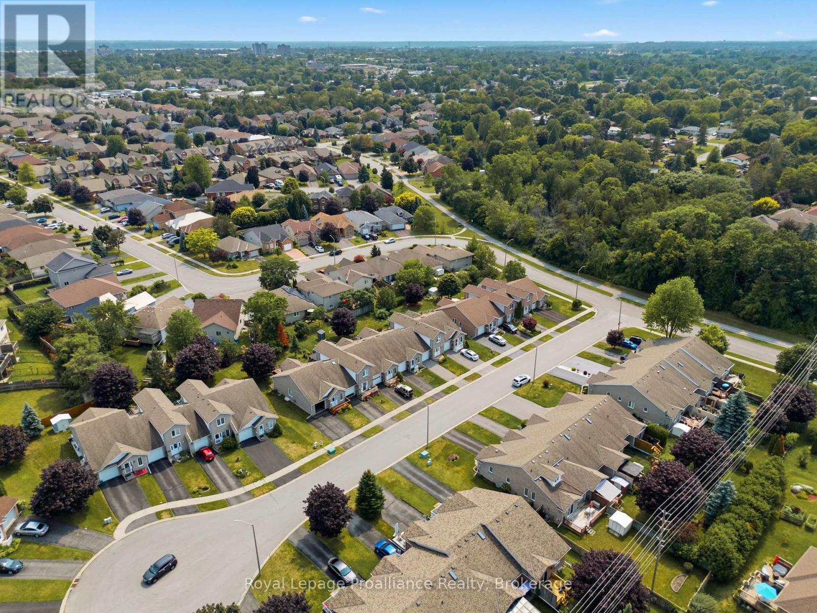 17 ALDER COURT - 48