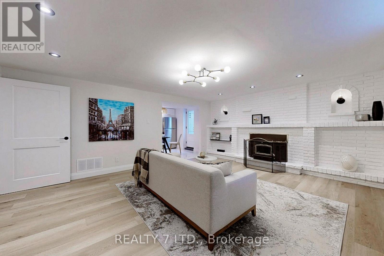 776 GARTH STREET - Image 24
