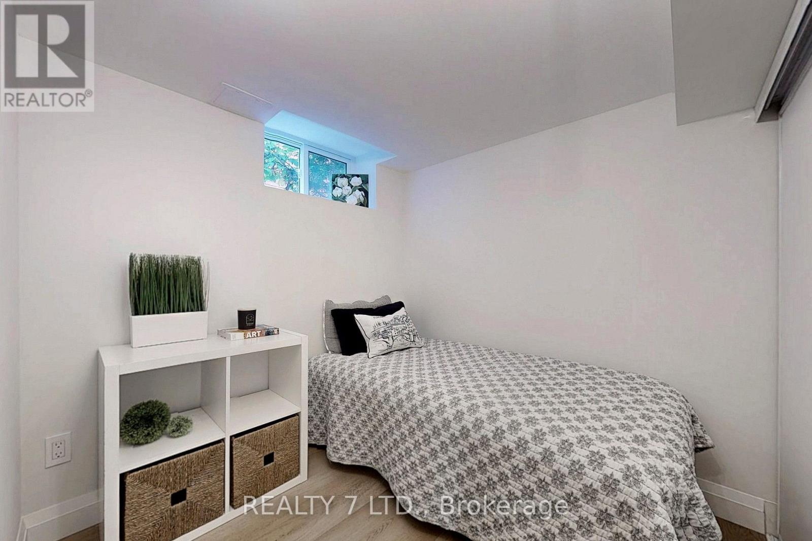 776 GARTH STREET - Image 32