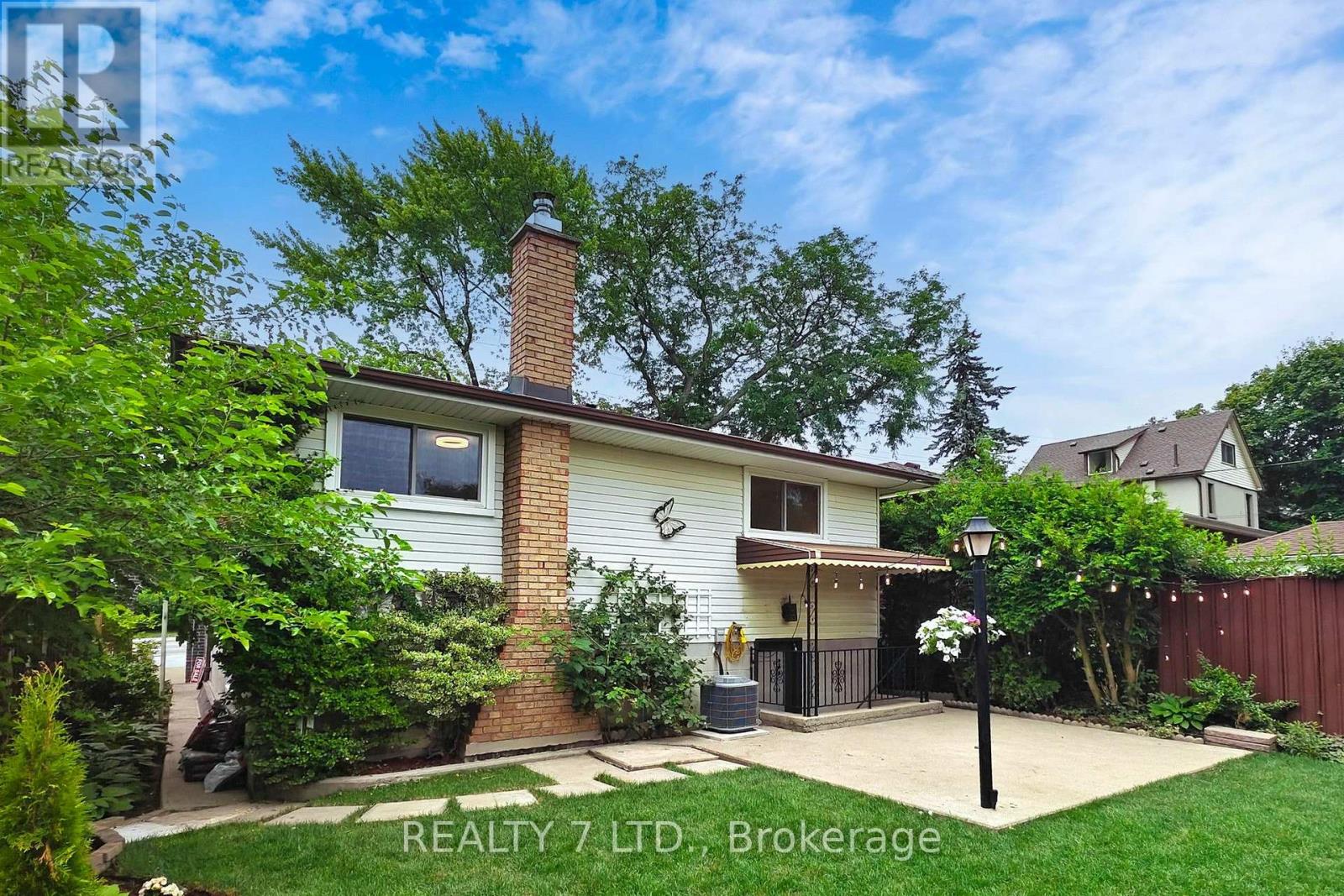 776 GARTH STREET - Image 40