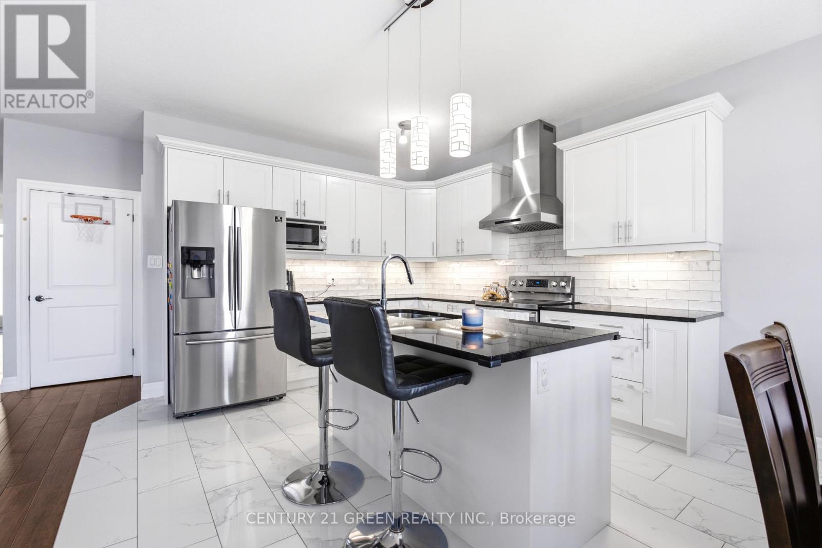 2824 DOYLE DRIVE - Image 16