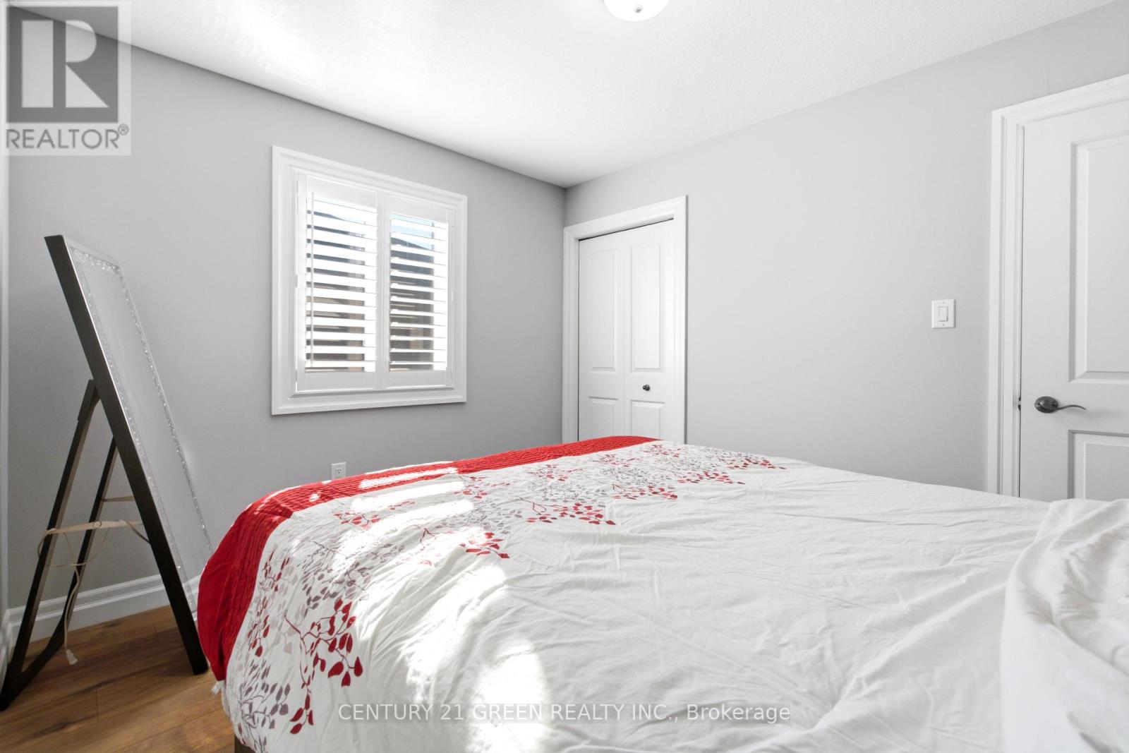 2824 DOYLE DRIVE - Image 33