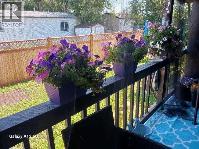 85 Gasoline Alley East, Rural Red Deer County