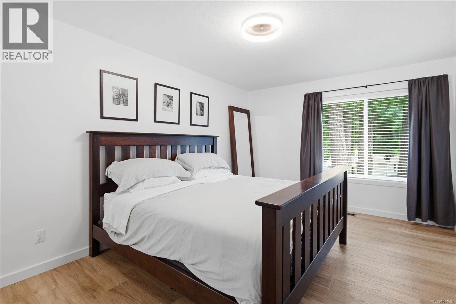 2151 11th Ave - 16