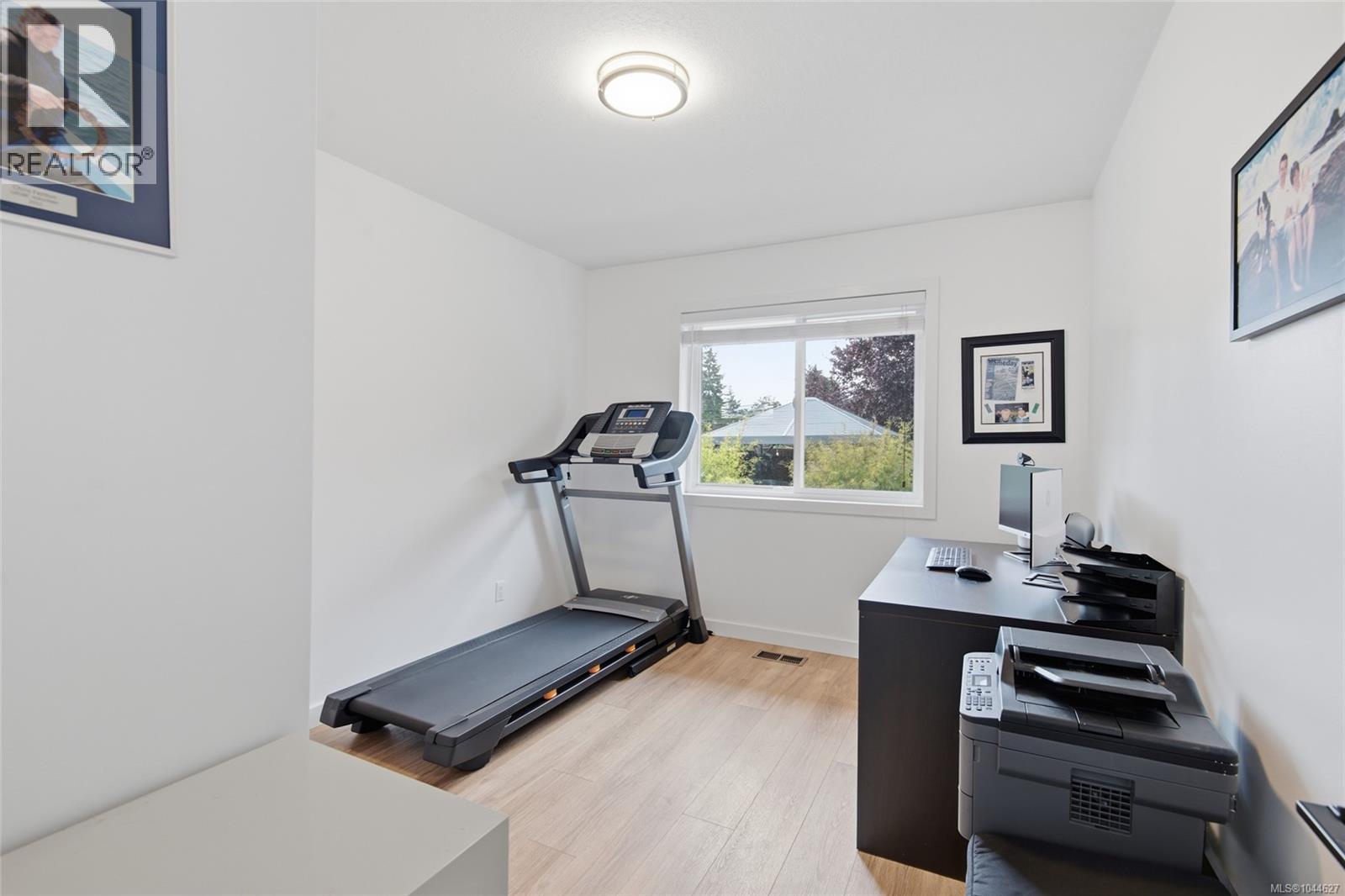 2151 11th Ave - 25