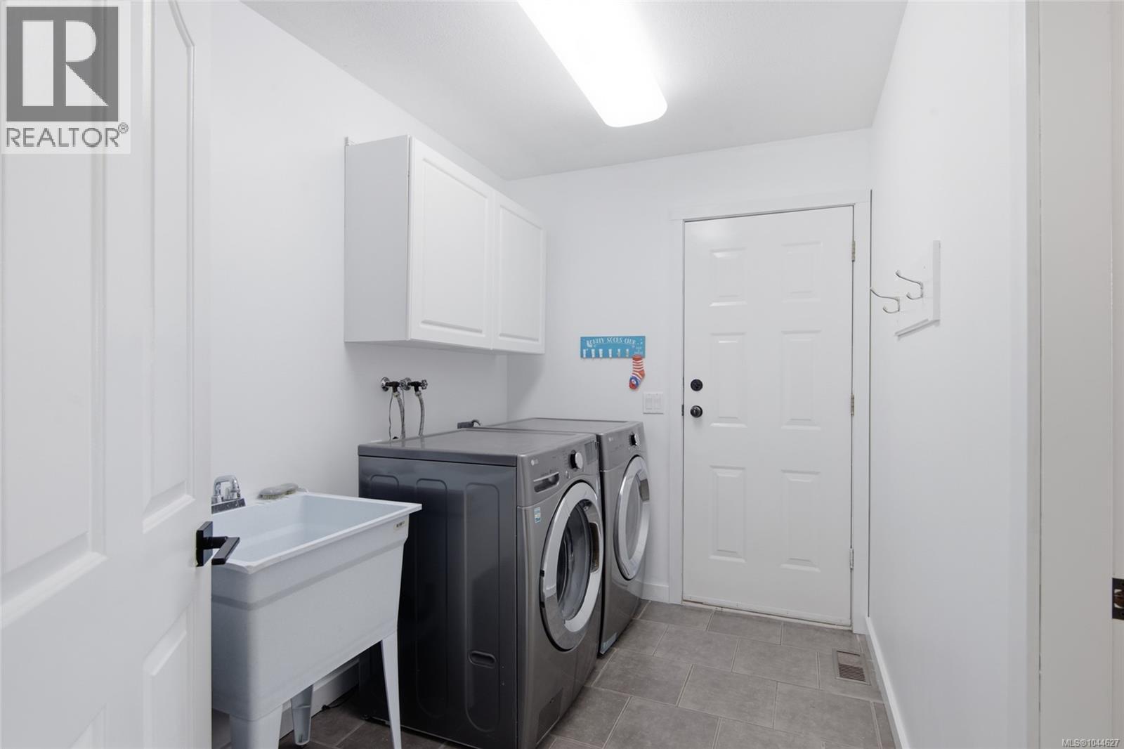 2151 11th Ave - 26