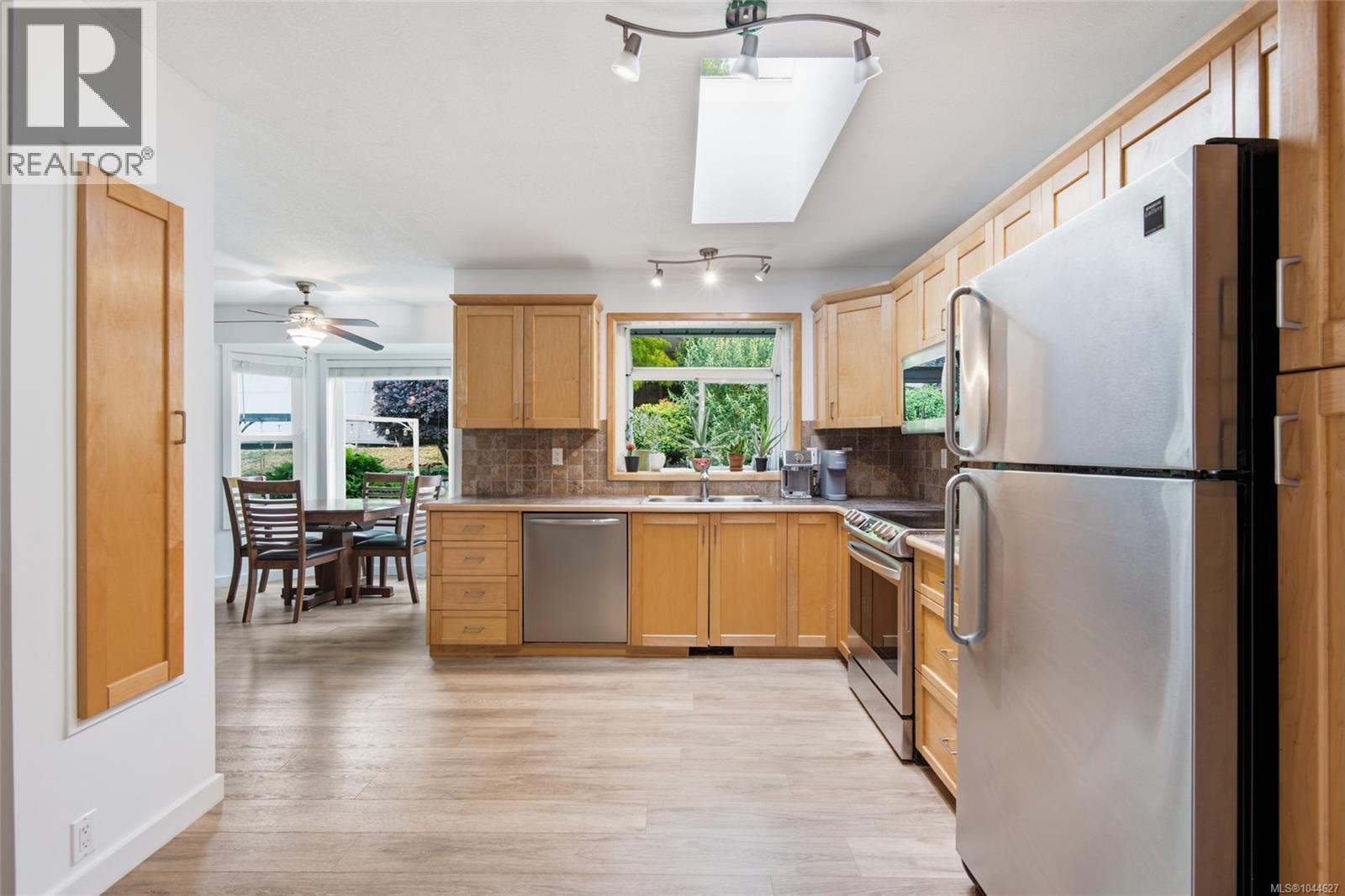 2151 11th Ave - 8