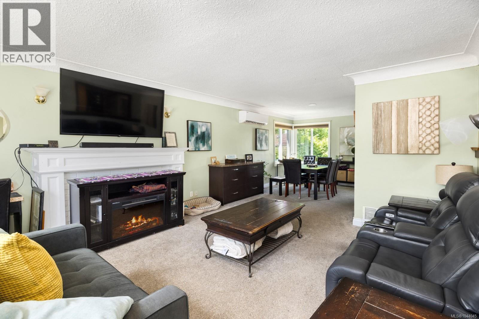 461 Howard Ave - 4