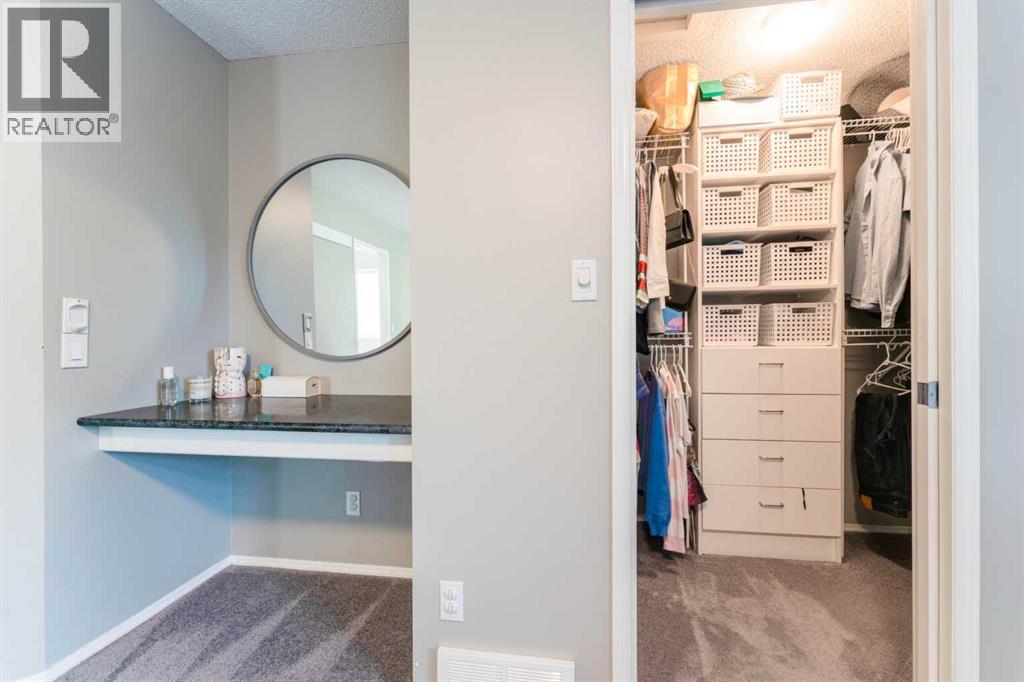 99 Springbluff Boulevard SW - Image 25