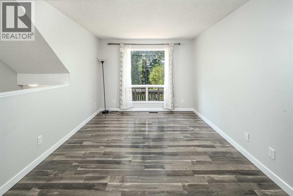 #16 6915 Ranchview Drive NW - 10