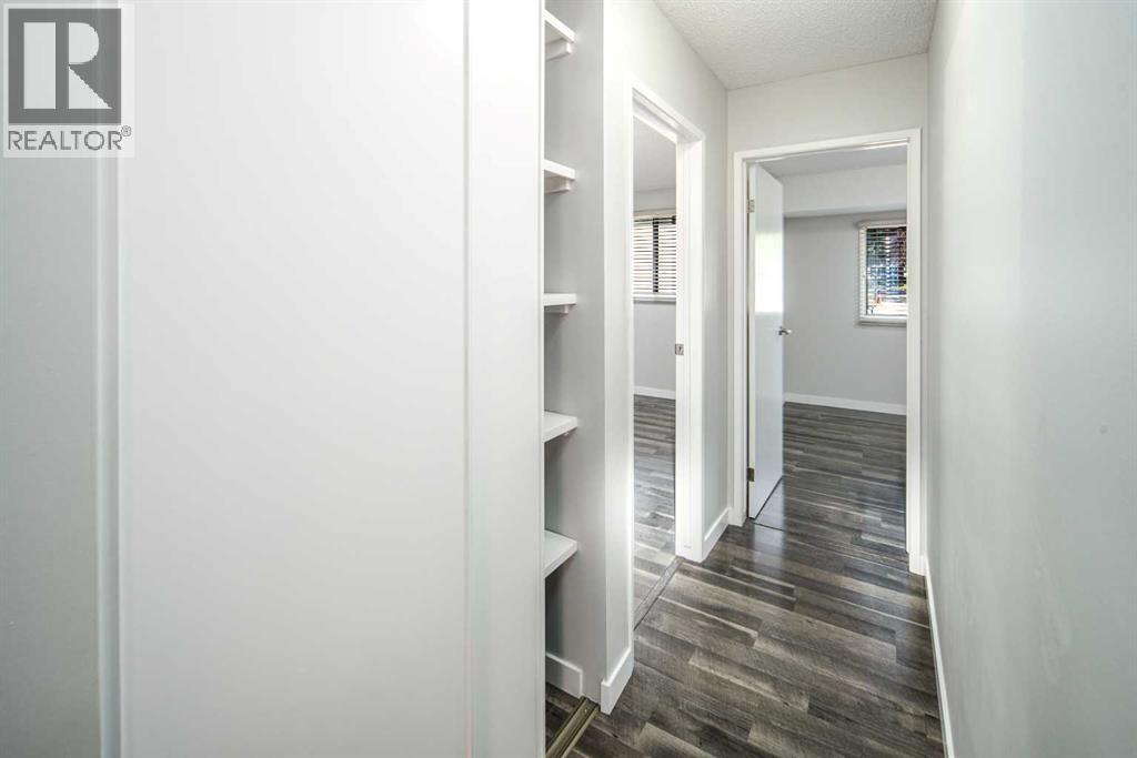 #16 6915 Ranchview Drive NW - 14