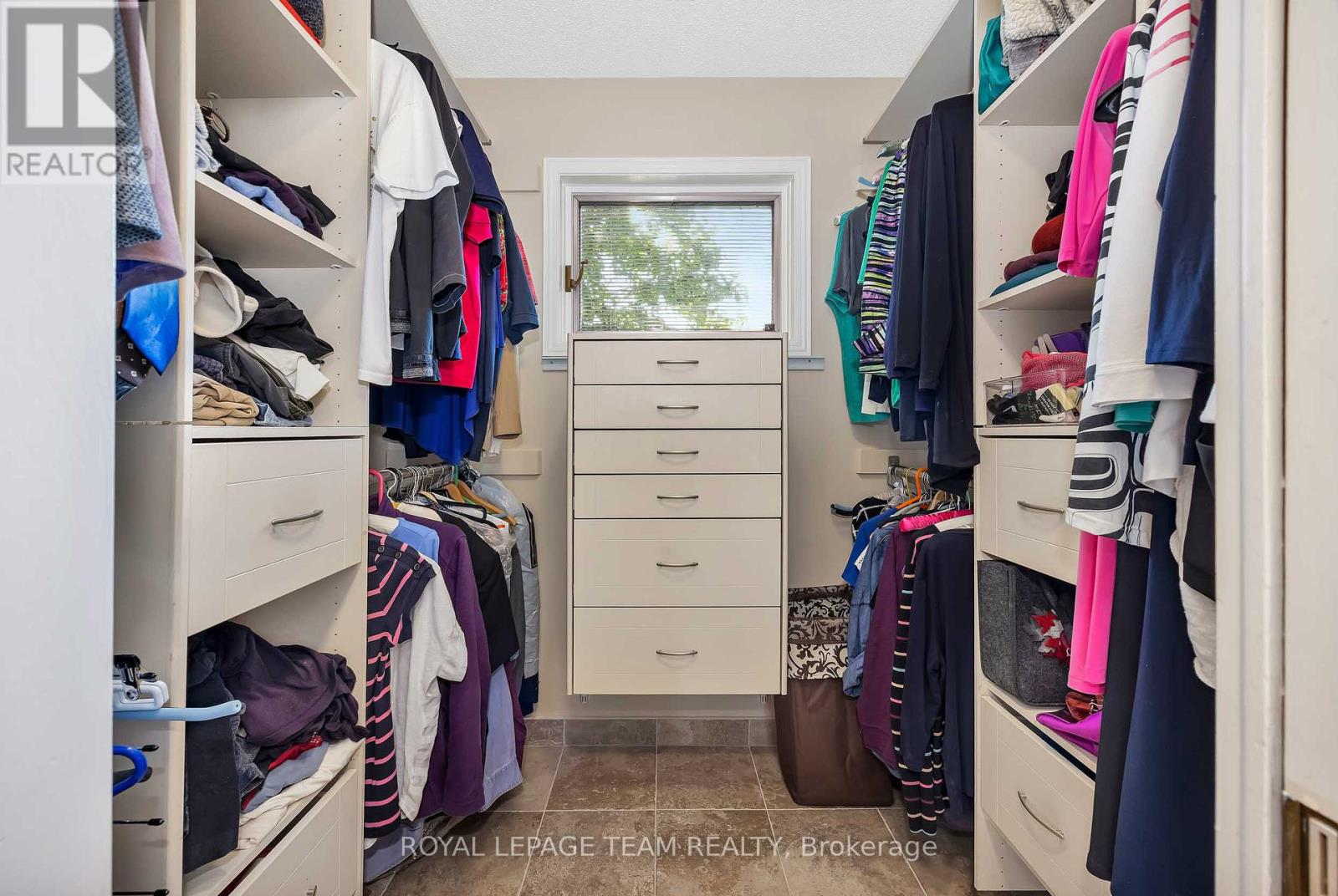 47 STAPLEDON CRESCENT - Image 34