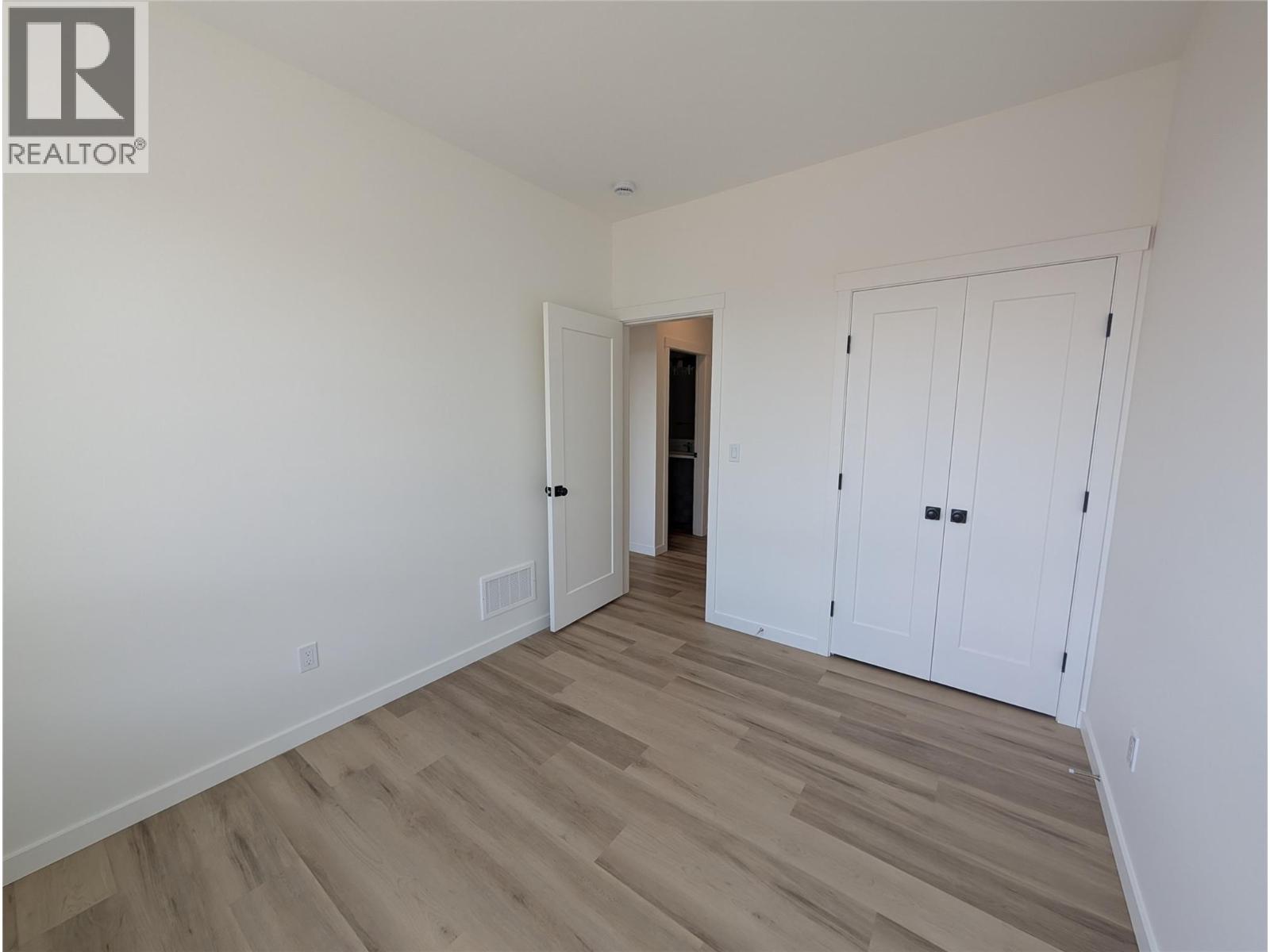 #4 3602 Pleasant Valley Road - 11