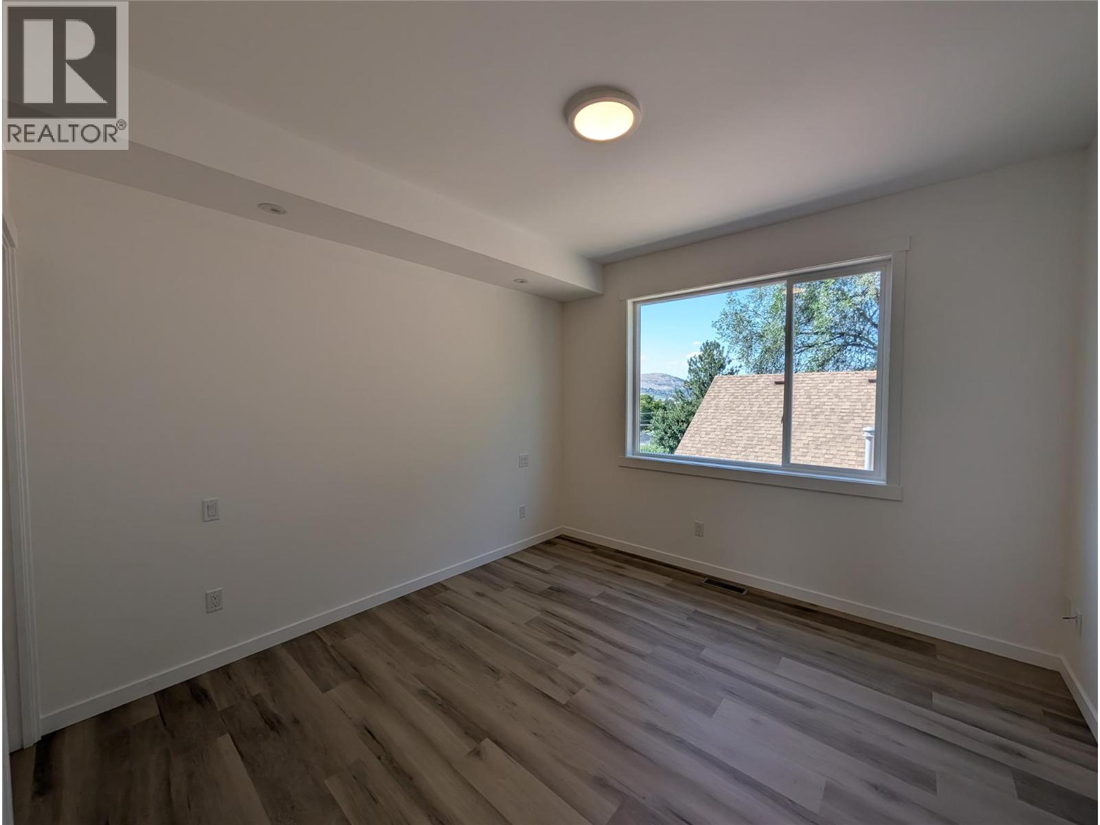 #4 3602 Pleasant Valley Road - 14