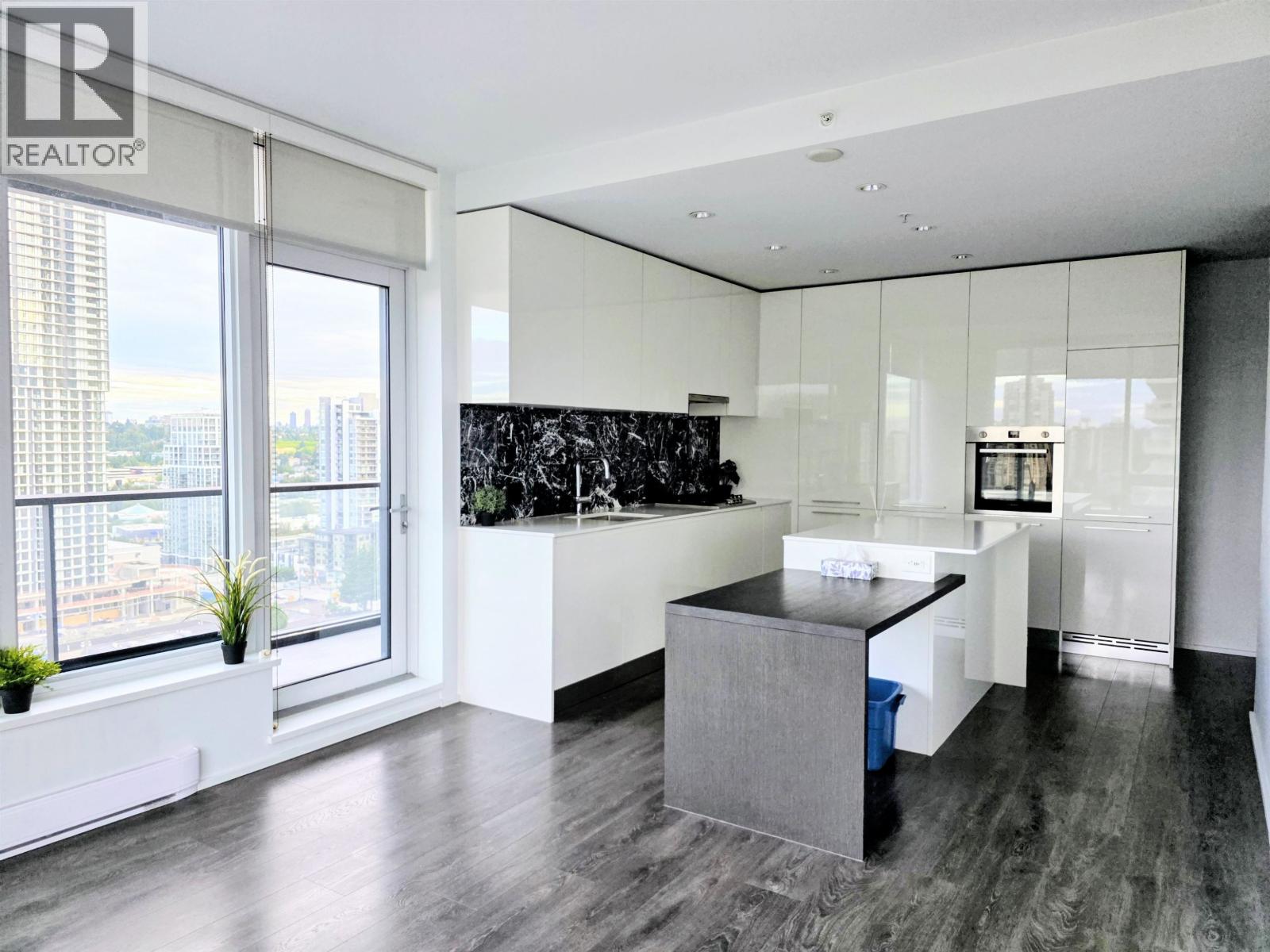 1102 1955 SE ALPHA WAY, Burnaby