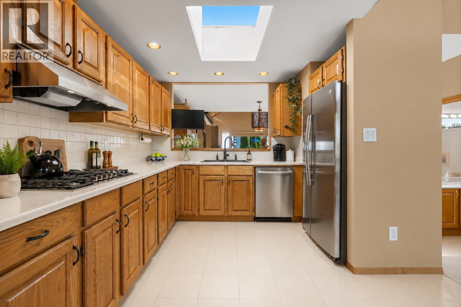 2379 MARINE DRIVE, West Vancouver