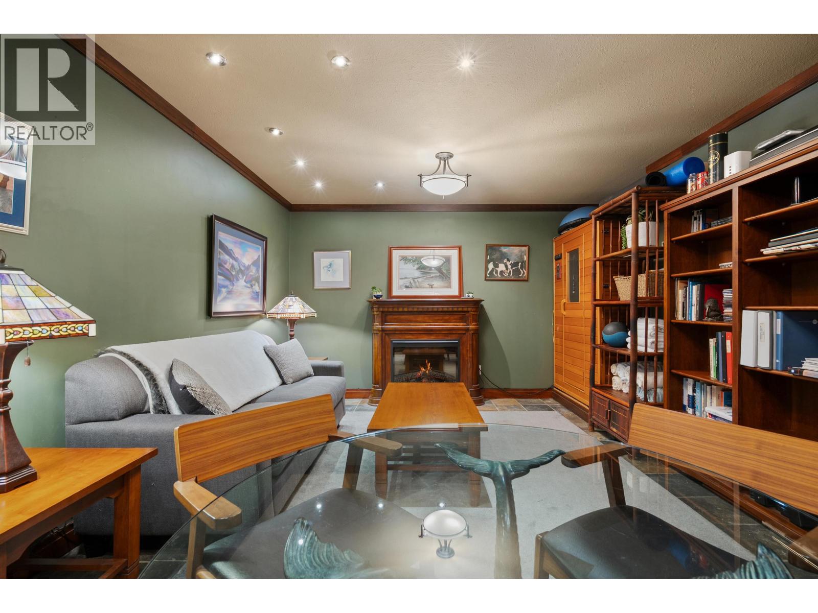 2379 MARINE DRIVE, West Vancouver