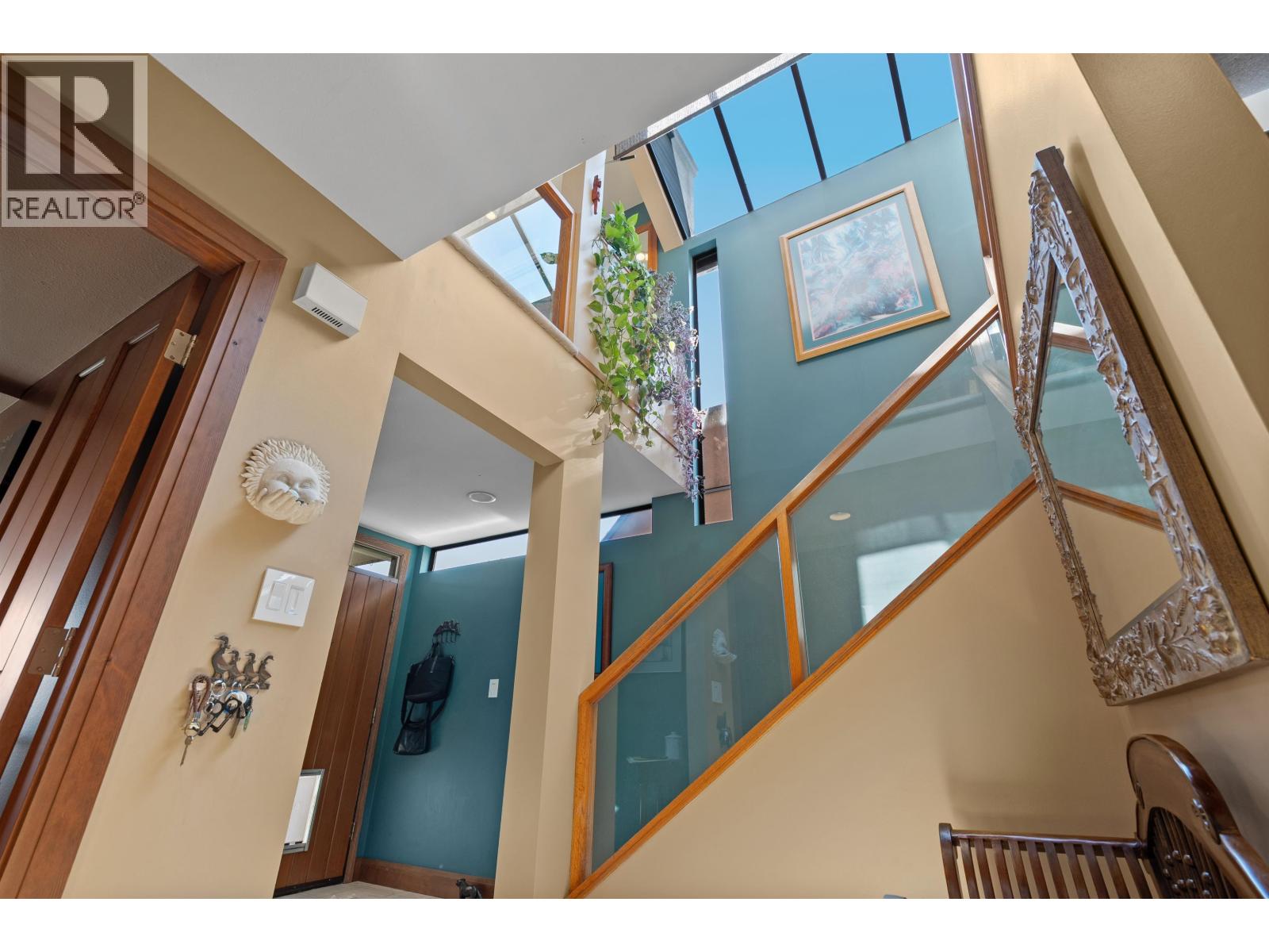 2379 MARINE DRIVE, West Vancouver