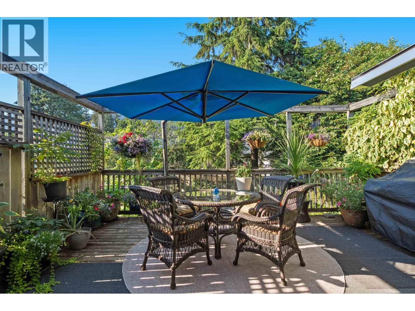 2379 MARINE DRIVE, West Vancouver