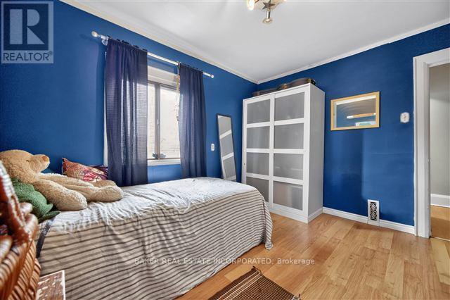 1867 DUFFERIN STREET - 26